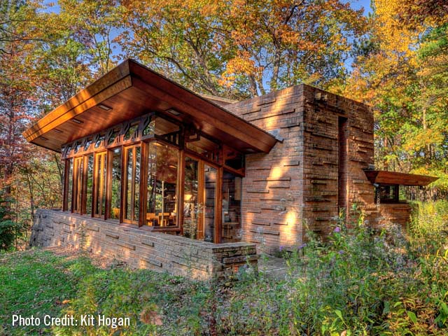 Seth Peterson Cottage exterior in fall.