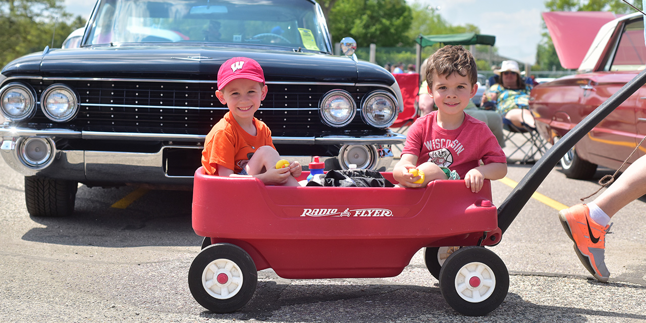 Automotion Classic Car Show in Wisconsin Dells WisDells