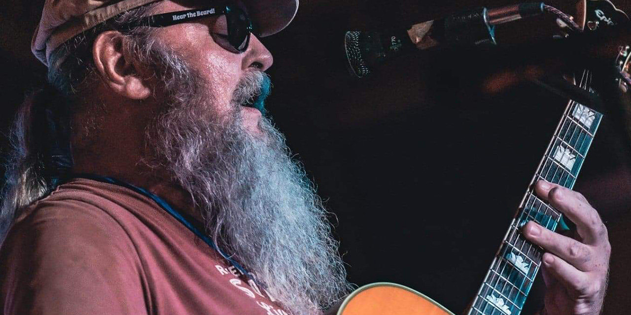 Brian Beard performing live.