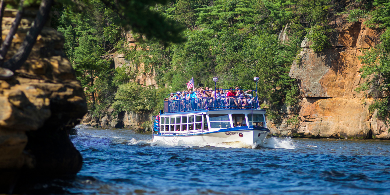 Dells Boat Tour on Wisconsin River.