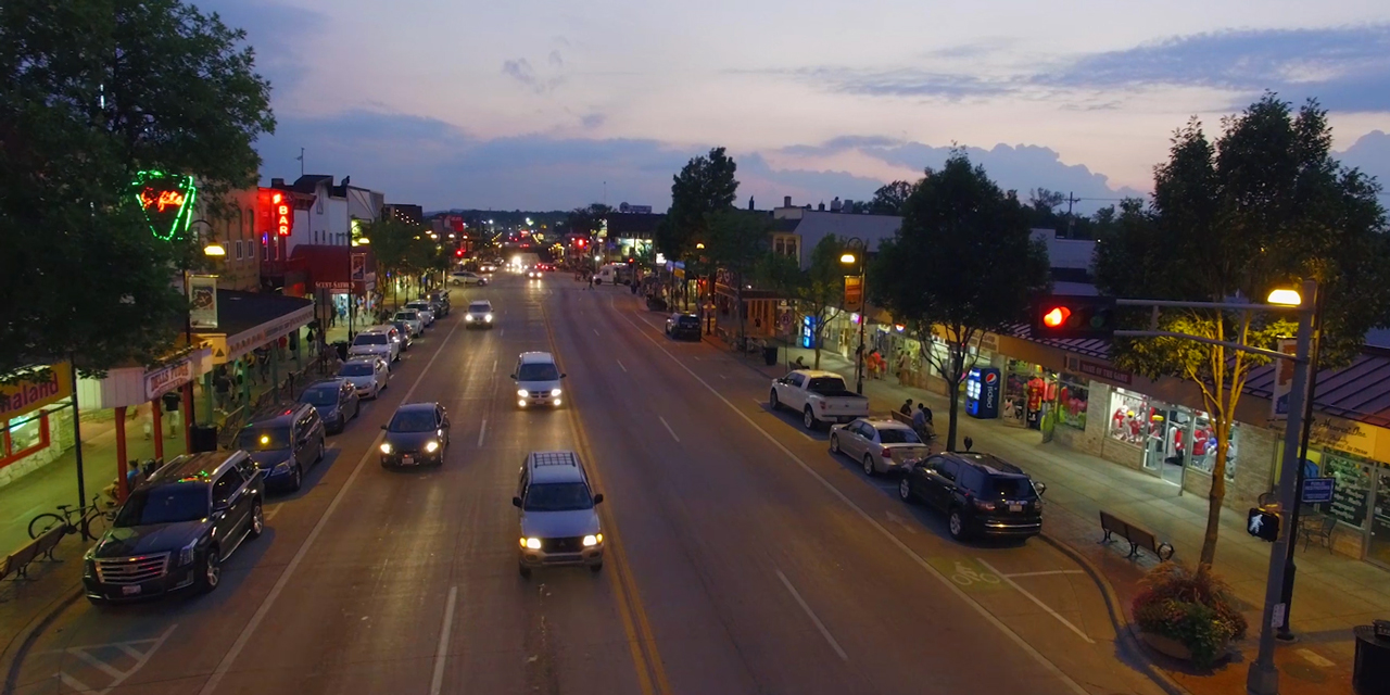 Broadway in Downtown Wisconsin Dells