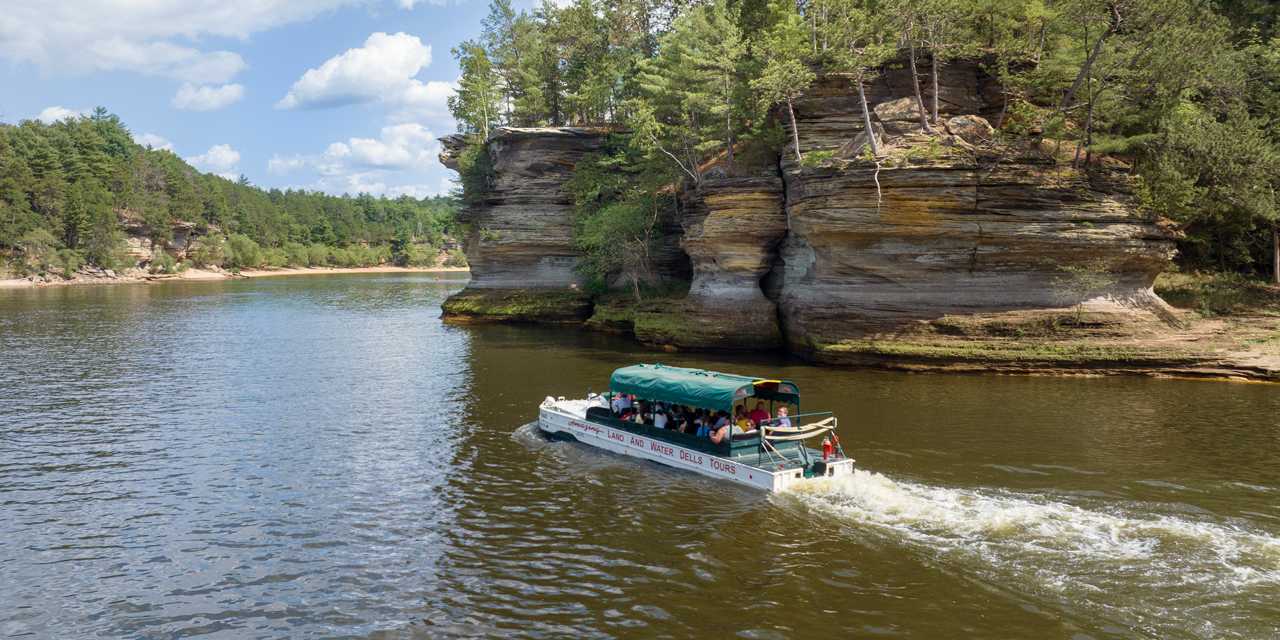 Duck tour on Wisconsin River.