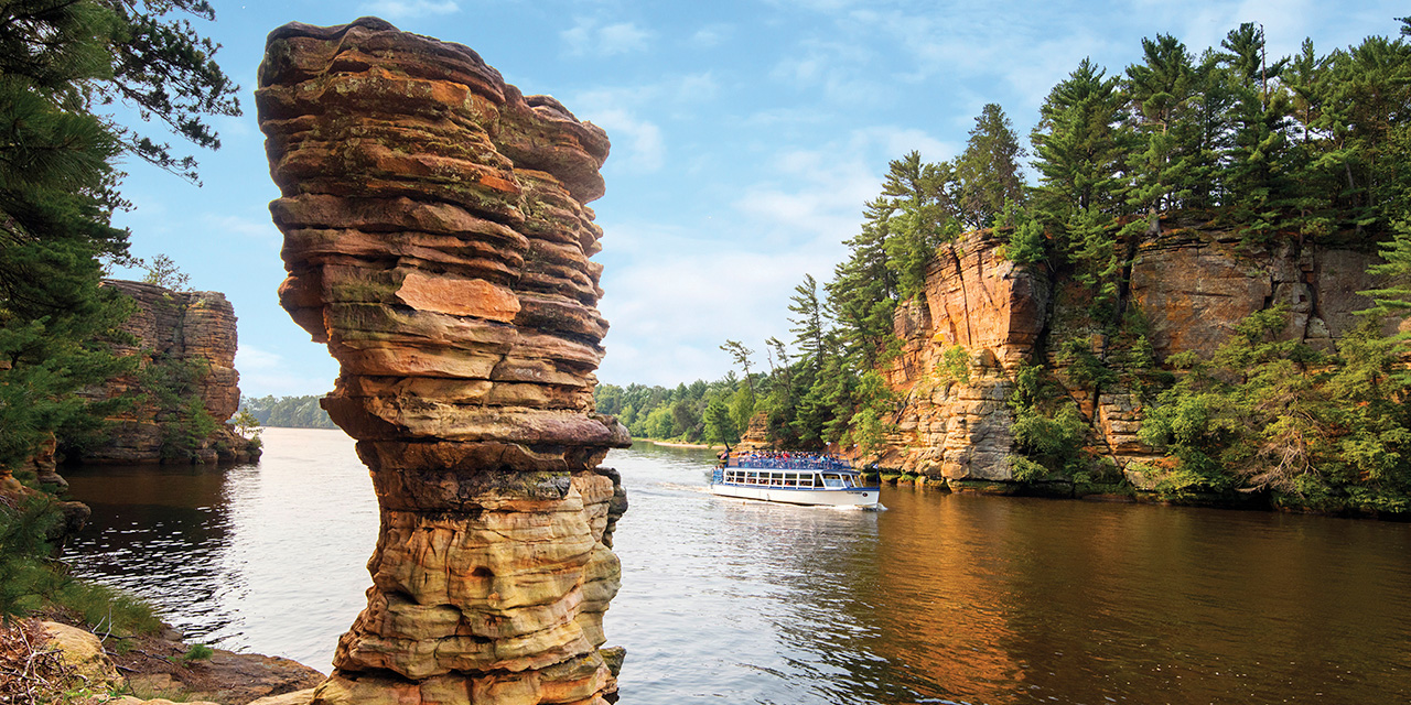 upper deck boat tour wisconsin dells