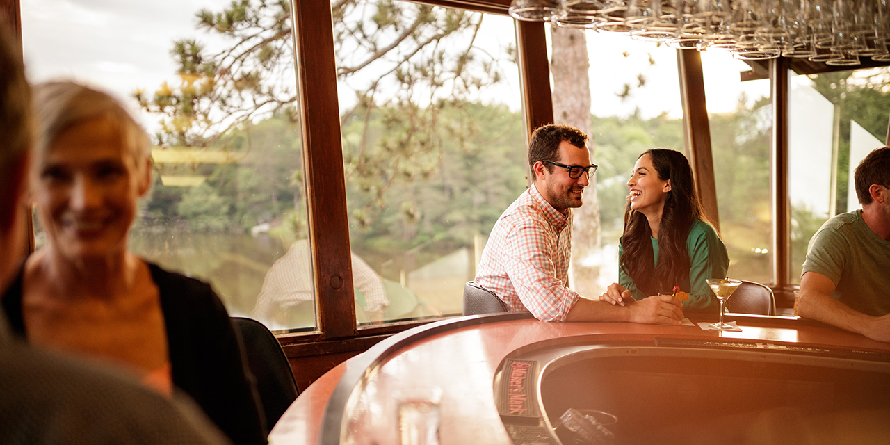 A couple at the bar at Ishnala Supper Club.