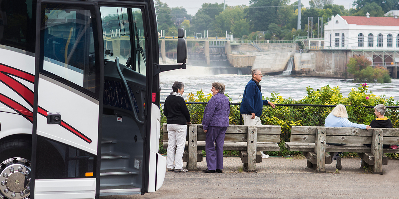 AbleTrek Tours Coach in Wisconsin Dells